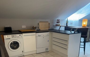 Küchenzeile mit Spülmaschine und Waschmaschine | © Block