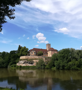 Blick auf die Rathausburg in Lauffen am Neckar | © Neckar-Zaber-Tourismus e.V.
