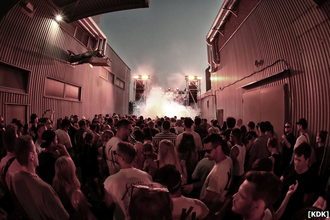 Feiernde Menge beim Electric Horizon Festival 2025 | © BASEMENT UG