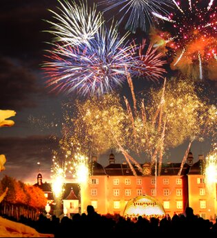 Schloss in Flammen | © Yellow Concerts
