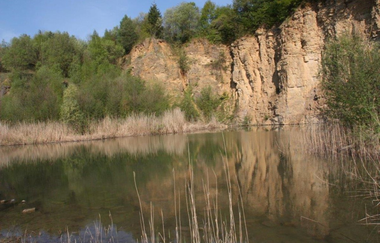 Kallenberg mit See im Vordergrund