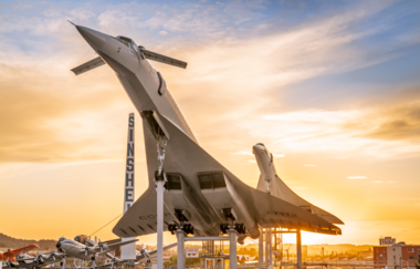 Überschallflugzeuge Concorde und Tupolev bei Sonnenaufgang | © Technik Museum Sinsheim