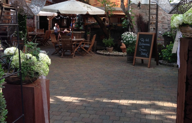 Besenwirtschaft Dossema Weinhof in Dossenheim | © Dossema Weinhof Dossenheim