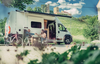Wohnmobil vor Burg Neipperg | Weingut Echle | HeilbronnerLand | © Touristikgemeinschaft HeilbronnerLand