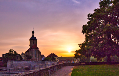 Blick vom Burghof über den Neckar | Lauffen am Neckar | HeilbronnerLand | © Stadtverwaltung Lauffen am Neckar