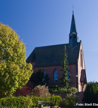 Katholische Kirche St. Marie Rosenkranzkönigin Friedrichsdorf | © Andreas Held
