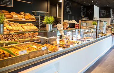 marc's Café & BrezelBäckerei | Brackenheim | Verkaufstheke | © Neckar-Zaber-Tourismus e.V.