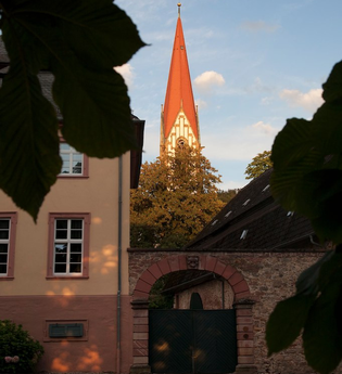 Pfarr- und Wallfahrtskirche St. Johannes Baptist in Hirschberg-Leutershausen | © Dorothea Burkhardt