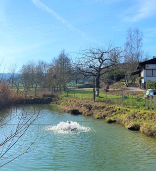 See vor dem Restaurant