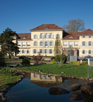 Schloss Neckarhausen in Edingen-Neckarhausen | © Dorothea Burkhardt