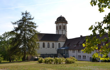 Das Stift mit Innenhof | © Stadt Sinsheim