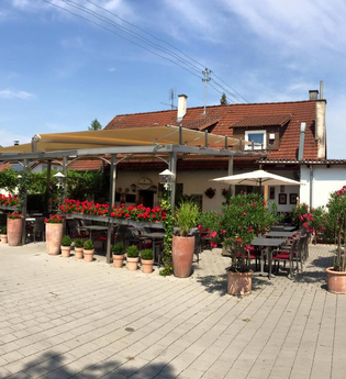 Ansicht Terrasse Trattoria Toni | Brackenheim | © Neckar-Zaber-Tourismus e.V.