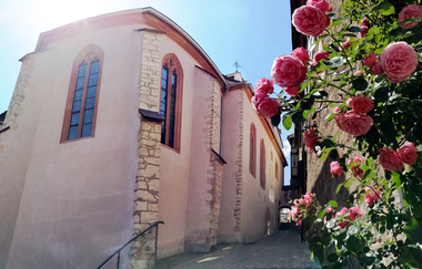 Ulner Kapelle im Sonnenschein | © Stadt Weinheim - Jasmin Wolf