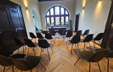 Festlicher Raum für standesamtliche Trauungen | © FREIRÄUME/Villa Menzer