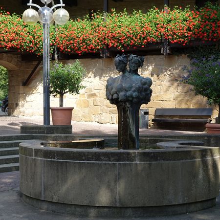 Güglinger Weinbrunnen im Deutschen Hof