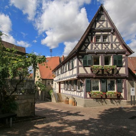 Weinstube Sonne in altem Fachwerkhaus